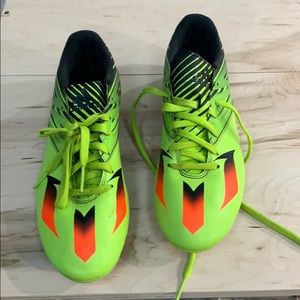 Soccer cleats
